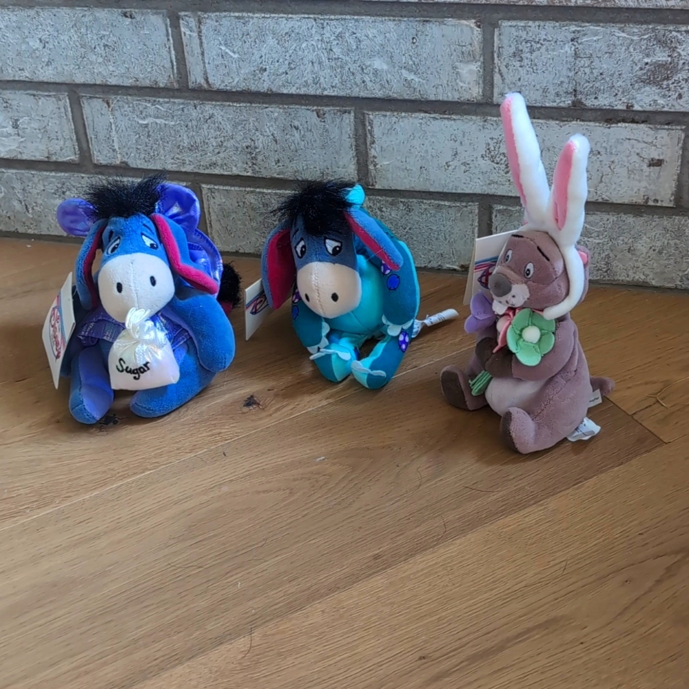 Vintage Disney Store Winnie the Pooh friends